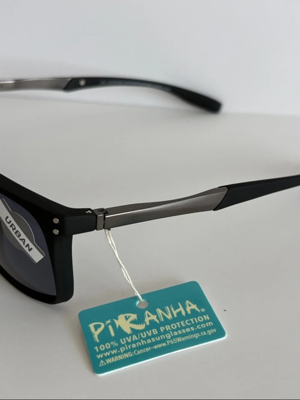 Piranha Jack Square Sunglasses Black Style # 62174 unisex New smoke lense